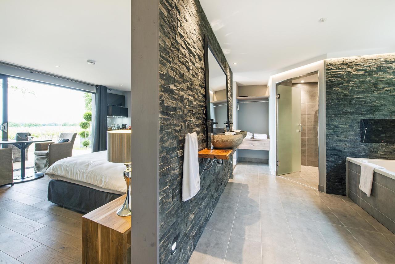 Tinwood Estate Vineyard Lodges Chichester Bagian luar foto